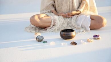 How to Meditate With Crystals